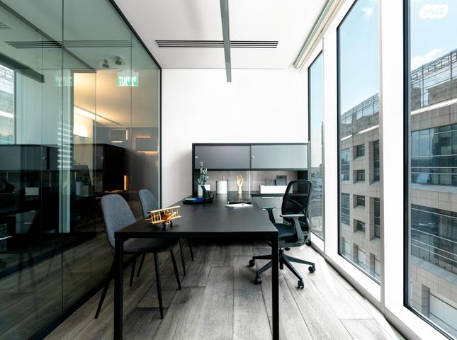 משרדים, דרך מנחם בגין, מונטיפיורי, הרכבת, תל אביב יפו