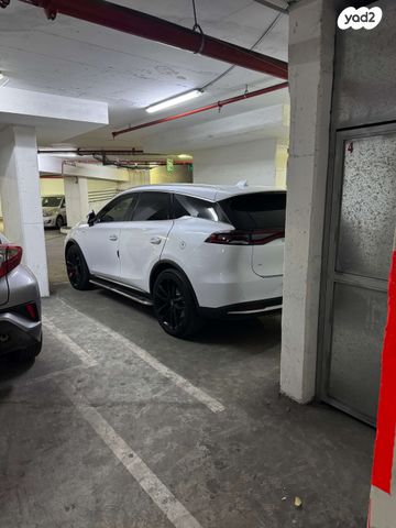 בי.ווי.די טאנג