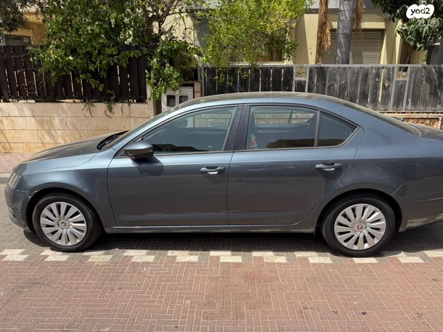 סקודה אוקטביה 