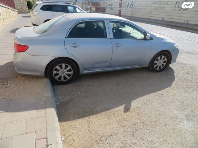 טויוטה קורולה