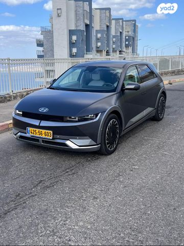 יונדאי איוניק 5