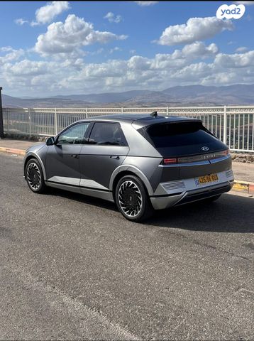 יונדאי איוניק 5