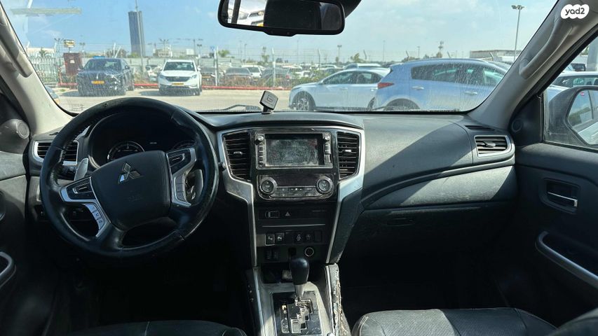 מודעת רכב מיצובישי טרייטון / L200 2