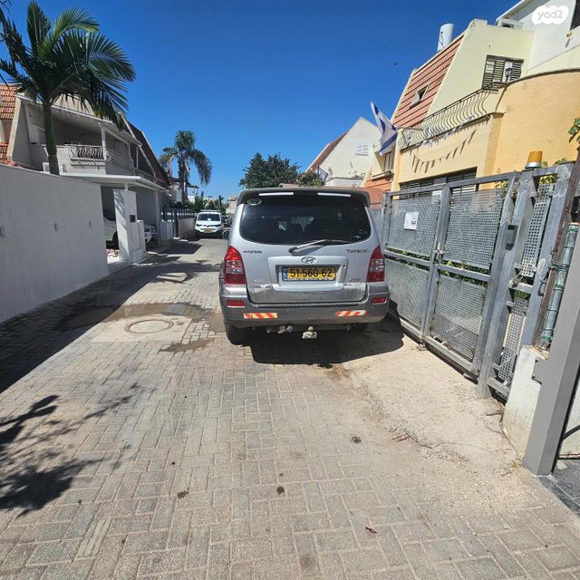 מודעת רכב יונדאי טאראקן