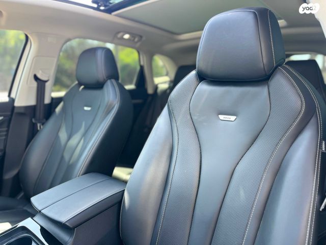 אם ג'י מארוול R