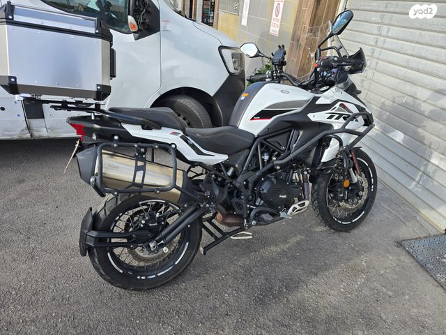 מודעת רכב בנלי TRK502X