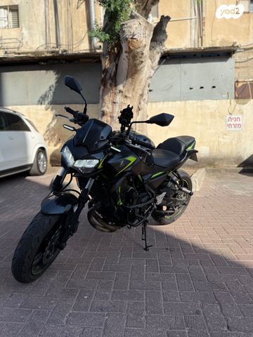 קאוואסאקי Z650