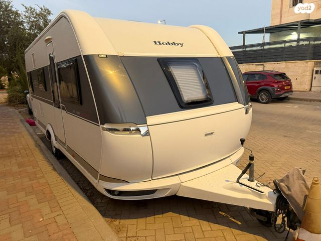 מודעת רכב נגרר (קראוון נגרר)