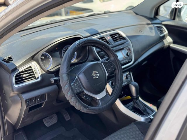 סוזוקי קרוסאובר