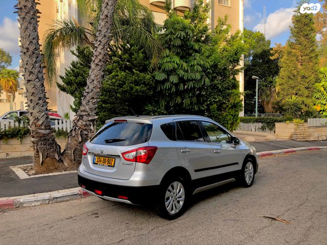 סוזוקי קרוסאובר