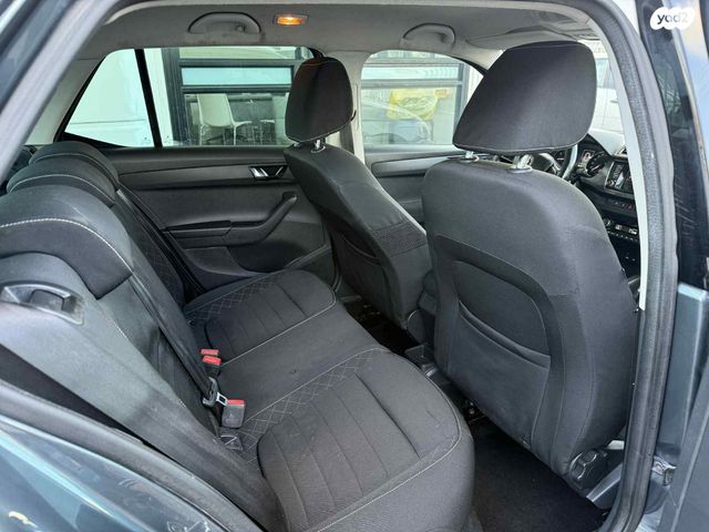 סקודה פאביה