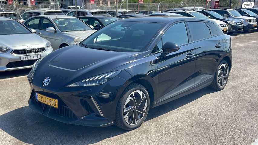 מודעת רכב אם ג'י MG4