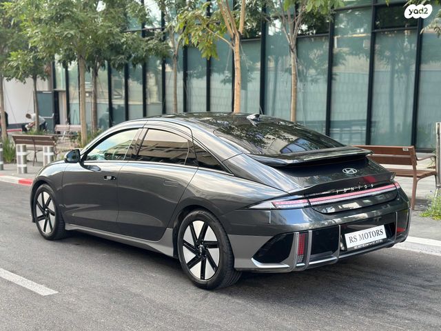 יונדאי איוניק 6