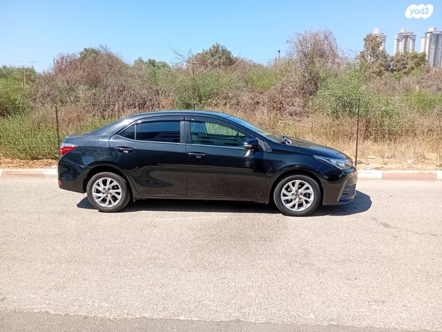 טויוטה קורולה