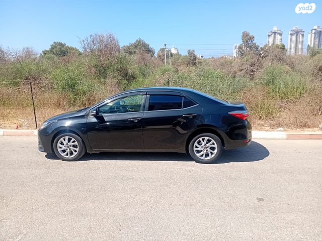 טויוטה קורולה