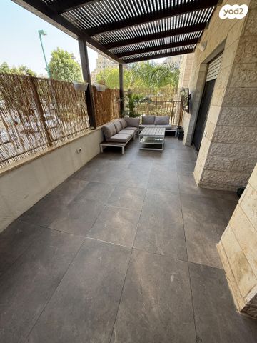 דירת גן, דליה רביקוביץ 16, קרית האמנים, מצליח, רמלה