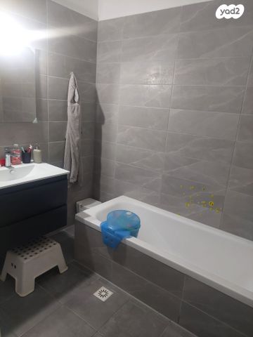 דירה, ניצנים 10, אלקנה, אלקנה