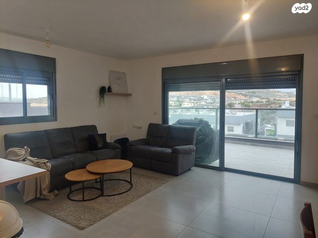 דירה, ניצנים 10, אלקנה, אלקנה