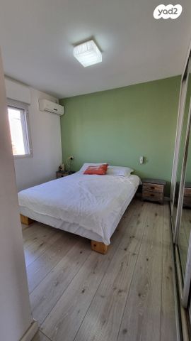 גג/ פנטהאוז, אירוס הארגמן 46, גבעת האירוסים, נתניה