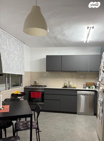 דירה, יהודה בורלא 26, רמות רמז, חיפה