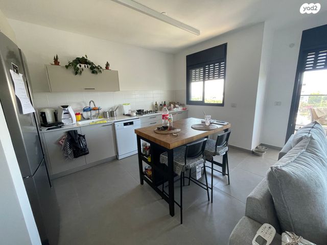 דירה, יעקב בן סירה 1, נווה אליעזר וכפר שלם מזרח, תל אביב יפו