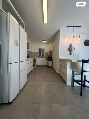 גג/ פנטהאוז, שדרות הערים התאומות, רמות הרכס, באר שבע