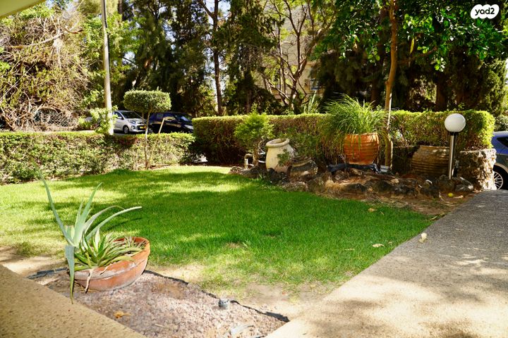 דירה, א.ד. גורדון 55, הרצליה הצעירה, הרצליה