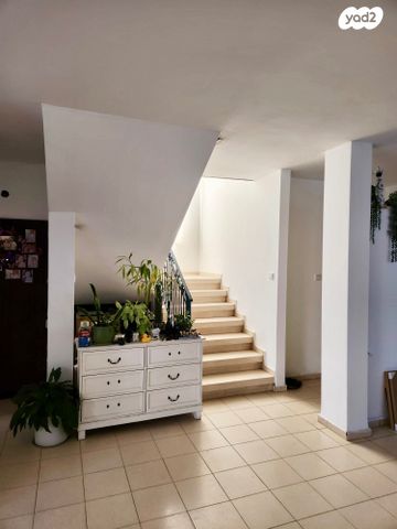 בית פרטי/ קוטג', אחיסמך, אחיסמך