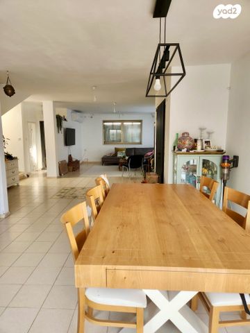 בית פרטי/ קוטג', אחיסמך, אחיסמך