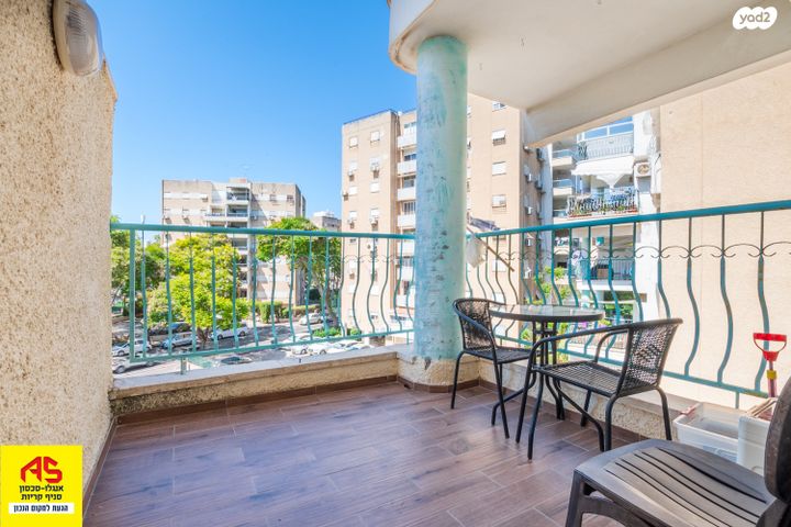 דירה, שדרות בן גוריון 62, מרכז העיר, סביניה, הוותיקה, קרית ביאליק