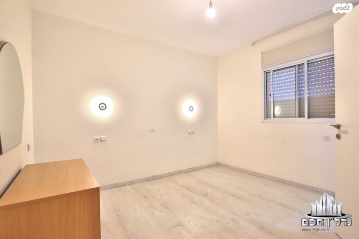 דירה, מנחם בגין, נווה גנים, קרית מוצקין