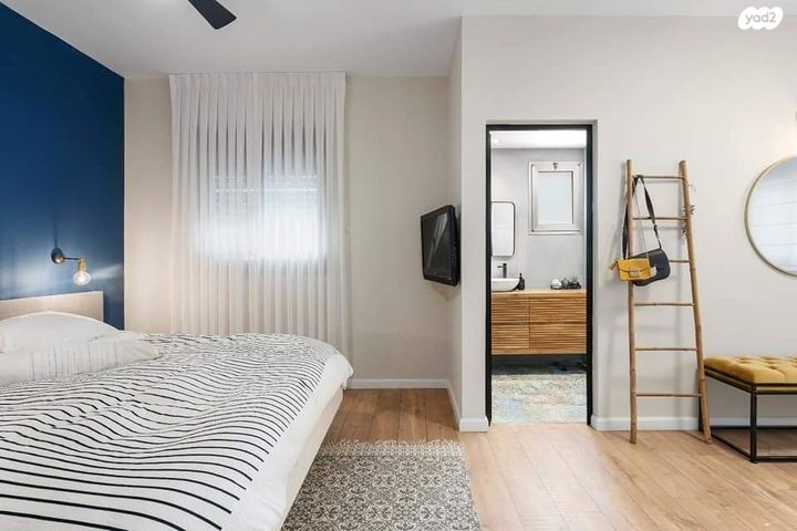 גג/ פנטהאוז, העצמאות, פתח תקווה