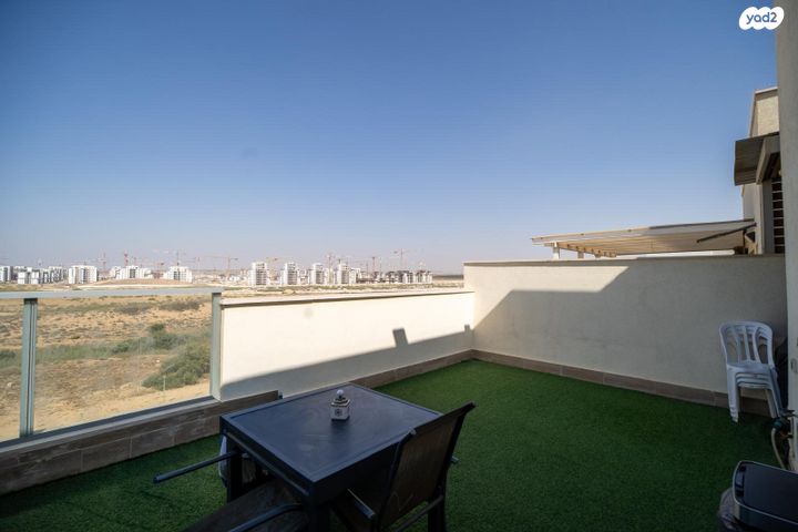 גג/ פנטהאוז, אופקים