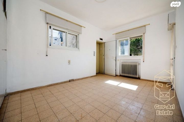 דירה, דב קמחי, גבעת הורדים, רסקו, ירושלים