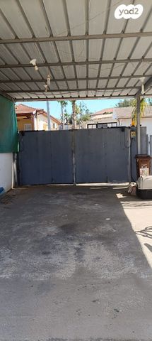 בית פרטי/ קוטג', שפרינצק, קטורה, גדרה