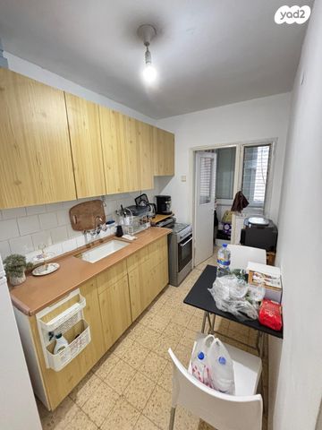 דירה, אחדות, פתח תקווה