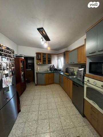 דירה, העצמאות 87, רובע הקריה, הסיטי, אשדוד