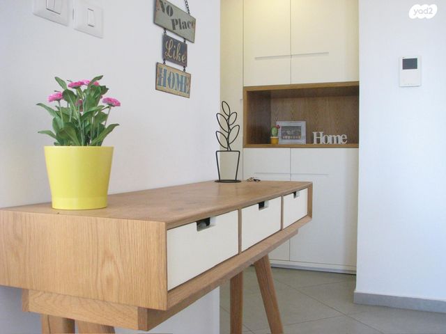 דירה, מבצע דקל, נווה גן, פתח תקווה