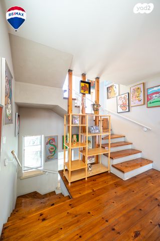 דו משפחתי, נווה הברון, זכרון יעקב