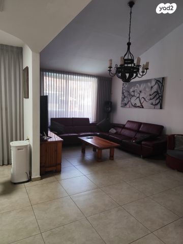 ראשון לציון 4