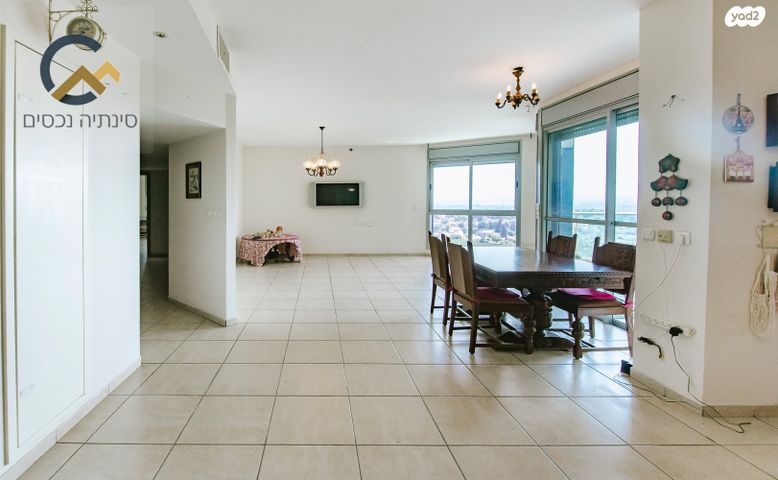 דירה, רמות מנחם, הוד השרון