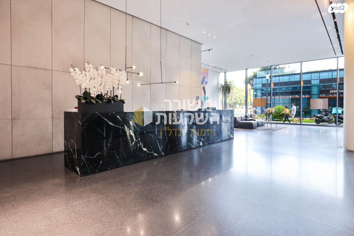 דירה, דרך מנחם בגין 144, מונטיפיורי, הרכבת, תל אביב יפו