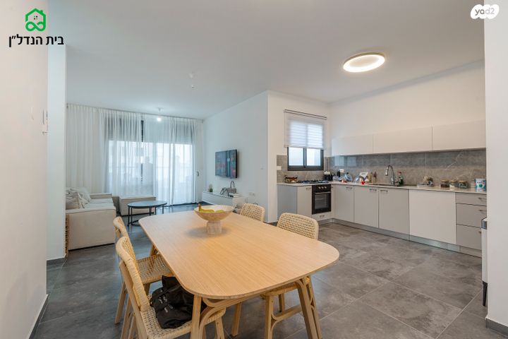 דירה, אור ים, אור עקיבא