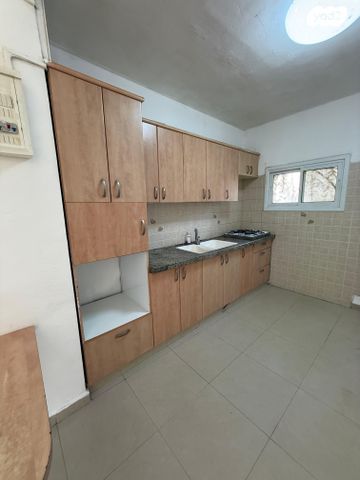 דירה, שכונה ג', באר שבע