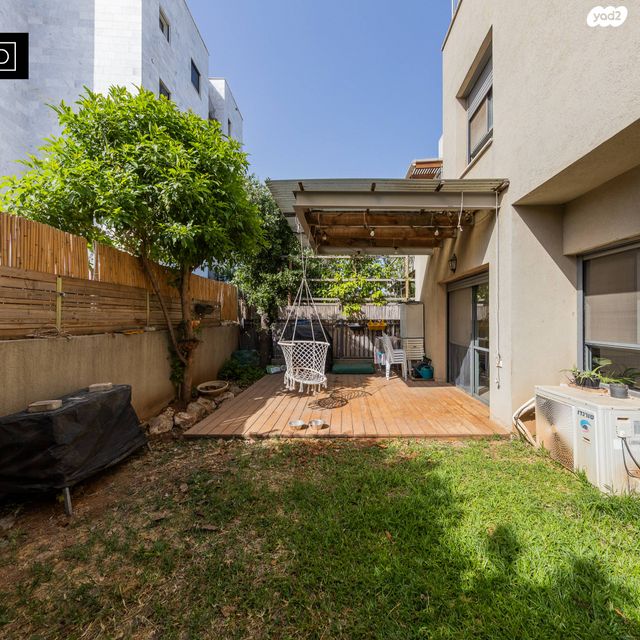 דירת גן, מרכז פרדס חנה, פרדס חנה כרכור