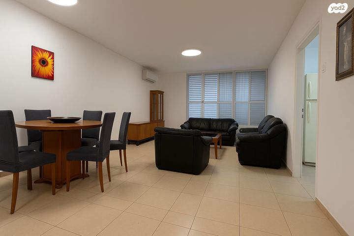 דירה, רמב"ם 58, רמב"ם, ראשון לציון