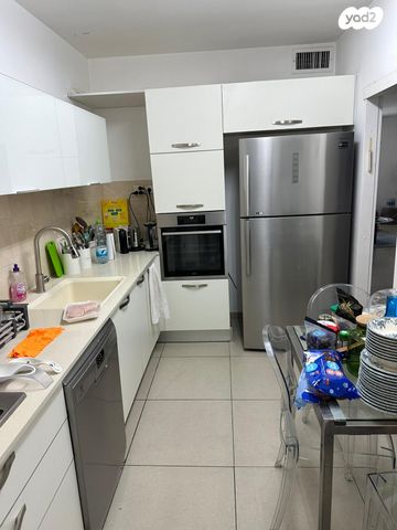 דירה, דרך נמיר, הצפון החדש - כיכר המדינה, תל אביב יפו