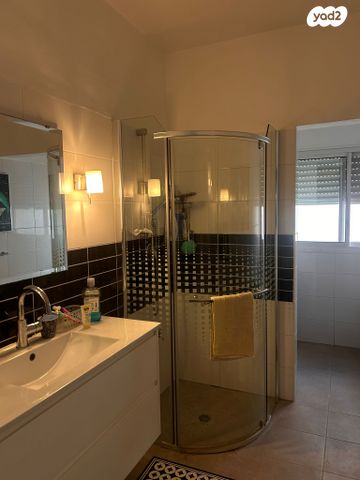 דירה, בלפור 27, עיר, מרכז העיר, נהריה