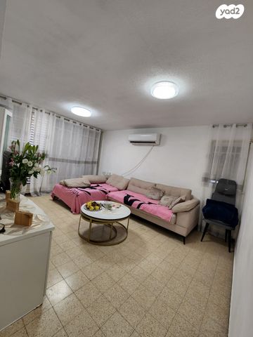 גג/ פנטהאוז, שדרות דוד המלך 18, שרת, לוד