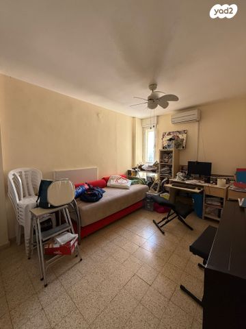 דירה, החרצית, קרית מנחם, ירושלים